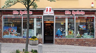 Alte Apotheke außen kl